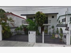 Casa en venta en Cancún Centro, Benito Juárez, Quintana Roo Casa en venta en Cancún Centro, Benito Juárez, Quintana Roo