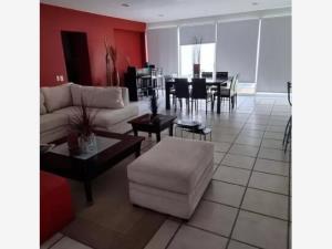 Casa en venta en Barrio Puerta del Sol, Monterrey, Nuevo León Casa en venta en Barrio Puerta del Sol, Monterrey, Nuevo León