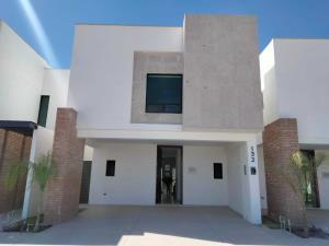 Casa en venta en La Rioja Residencial, Torreón, Coahuila de Zaragoza Casa en venta en La Rioja Residencial, Torreón, Coahuila de Zaragoza