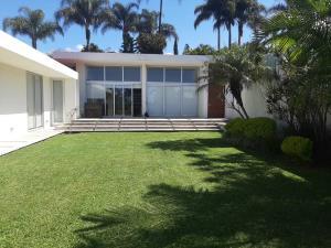 Casa en renta en Jardines de Ahuatepec, Cuernavaca, Morelos Casa en renta en Jardines de Ahuatepec, Cuernavaca, Morelos