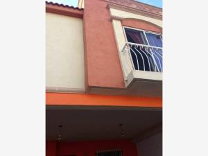 Casa en venta en Portal del Pedregal, Saltillo, Coahuila de Zaragoza Casa en venta en Portal del Pedregal, Saltillo, Coahuila de Zaragoza