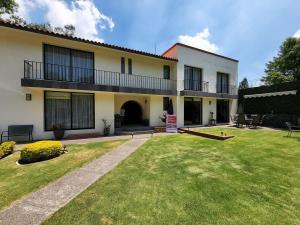 Casa en venta en Jardines del Pedregal, Álvaro Obregón, Ciudad de México Casa en venta en Jardines del Pedregal, Álvaro Obregón, Ciudad de México