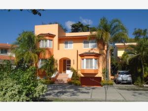 Casa en venta en Palmira Tinguindin, Cuernavaca, Morelos Casa en venta en Palmira Tinguindin, Cuernavaca, Morelos