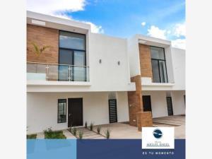 Casa en venta en Villas del Renacimiento, Torreón, Coahuila de Zaragoza Casa en venta en Villas del Renacimiento, Torreón, Coahuila de Zaragoza