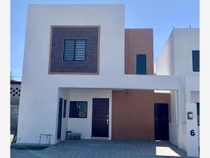 Casa en venta en Lomas de las Etnias, Torreón, Coahuila de Zaragoza Casa en venta en Lomas de las Etnias, Torreón, Coahuila de Zaragoza