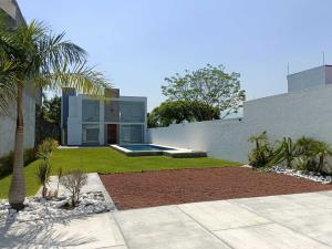 Casa en venta en Las Fincas, Jiutepec, Morelos Casa en venta en Las Fincas, Jiutepec, Morelos