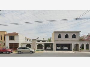 Casa en venta en Contry, Monterrey, Nuevo León Casa en venta en Contry, Monterrey, Nuevo León