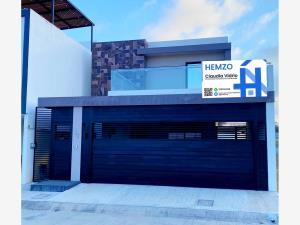 Casa en venta en El Dorado Residencial, Boca del Río, Veracruz de Ignacio de la Llave Casa en venta en El Dorado Residencial, Boca del Río, Veracruz de Ignacio de la Llave