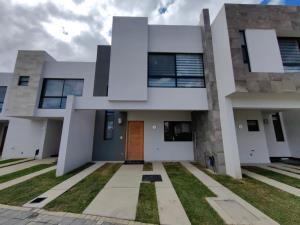 Casa en venta en Lomas de Angelópolis, San Andrés Cholula, Puebla Casa en venta en Lomas de Angelópolis, San Andrés Cholula, Puebla