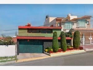 Casa en venta en Las Alamedas, Atizapán de Zaragoza, México Casa en venta en Las Alamedas, Atizapán de Zaragoza, México