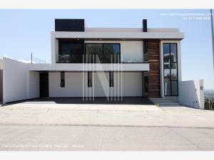Casa en venta en Porta Toscana, León, Guanajuato Casa en venta en Porta Toscana, León, Guanajuato