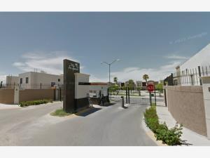 Casa en remate en Villas de San Ángel, Torreón, Coahuila de Zaragoza Casa en remate en Villas de San Ángel, Torreón, Coahuila de Zaragoza