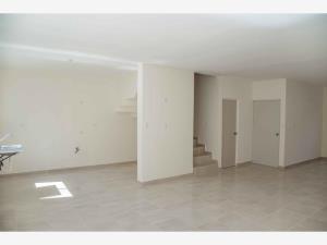 Casa en venta en La Cortina, Torreón, Coahuila de Zaragoza Casa en venta en La Cortina, Torreón, Coahuila de Zaragoza