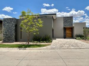 Casa en venta en El Molino Residencial y Golf, León, Guanajuato Casa en venta en El Molino Residencial y Golf, León, Guanajuato