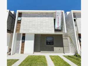 Casa en venta en Los Olivos, Gómez Palacio, Durango Casa en venta en Los Olivos, Gómez Palacio, Durango