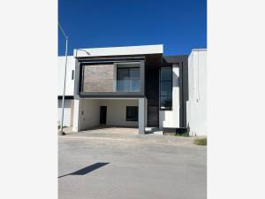 Casa en venta en Los Viñedos, Torreón, Coahuila de Zaragoza Casa en venta en Los Viñedos, Torreón, Coahuila de Zaragoza