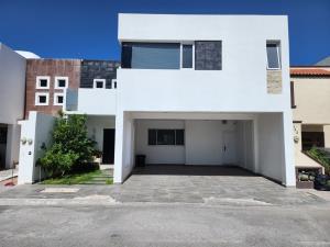 Casa en venta en Los Viñedos, Torreón, Coahuila de Zaragoza Casa en venta en Los Viñedos, Torreón, Coahuila de Zaragoza