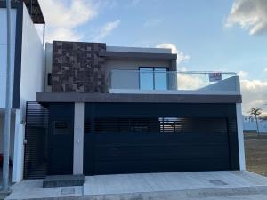 Casa en venta en El Dorado Residencial, Boca del Río, Veracruz de Ignacio de la Llave Casa en venta en El Dorado Residencial, Boca del Río, Veracruz de Ignacio de la Llave