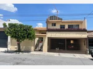 Casa en venta en Alpes, Saltillo, Coahuila de Zaragoza Casa en venta en Alpes, Saltillo, Coahuila de Zaragoza