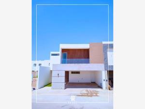 Casa en venta en Los Viñedos, Torreón, Coahuila de Zaragoza Casa en venta en Los Viñedos, Torreón, Coahuila de Zaragoza