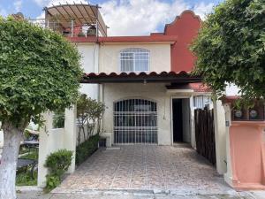 Casa en renta en Villas de Atlixco, San Andrés Cholula, Puebla Casa en renta en Villas de Atlixco, San Andrés Cholula, Puebla