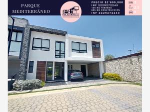 Casa en venta en Lomas de Angelópolis, San Andrés Cholula, Puebla Casa en venta en Lomas de Angelópolis, San Andrés Cholula, Puebla