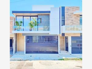 Casa en venta en Costa de Oro, Boca del Río, Veracruz de Ignacio de la Llave Casa en venta en Costa de Oro, Boca del Río, Veracruz de Ignacio de la Llave