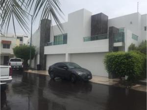 Casa en venta en La Campiña, Culiacán, Sinaloa Casa en venta en La Campiña, Culiacán, Sinaloa