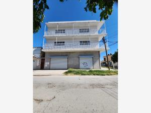 Edificio en renta en Matamoros, Matamoros, Coahuila de Zaragoza Edificio en renta en Matamoros, Matamoros, Coahuila de Zaragoza