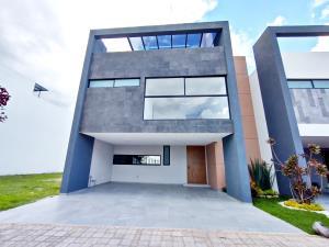 Casa en venta en Lomas de Angelópolis, San Andrés Cholula, Puebla Casa en venta en Lomas de Angelópolis, San Andrés Cholula, Puebla