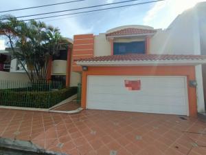 Casa en venta en Costa de Oro, Boca del Río, Veracruz de Ignacio de la Llave Casa en venta en Costa de Oro, Boca del Río, Veracruz de Ignacio de la Llave