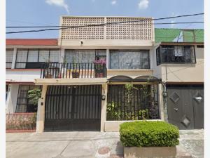 Casa en venta en Churubusco Tepeyac, Gustavo A. Madero, Ciudad de México Casa en venta en Churubusco Tepeyac, Gustavo A. Madero, Ciudad de México