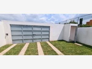 Casa en venta en El Zapote, Jiutepec, Morelos Casa en venta en El Zapote, Jiutepec, Morelos