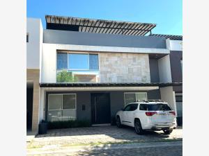 Casa en venta en Lomas de Angelópolis, San Andrés Cholula, Puebla Casa en venta en Lomas de Angelópolis, San Andrés Cholula, Puebla