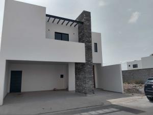 Casa en venta en Los Viñedos, Torreón, Coahuila de Zaragoza Casa en venta en Los Viñedos, Torreón, Coahuila de Zaragoza