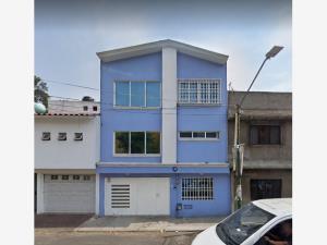 Casa en remate en C.T.M. Atzacoalco, Gustavo A. Madero, Ciudad de México Casa en remate en C.T.M. Atzacoalco, Gustavo A. Madero, Ciudad de México
