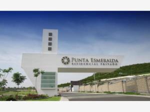 Terreno en venta en Punta Esmeralda, Corregidora, Querétaro Terreno en venta en Punta Esmeralda, Corregidora, Querétaro