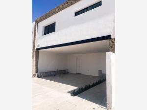 Casa en venta en Los Viñedos, Torreón, Coahuila de Zaragoza Casa en venta en Los Viñedos, Torreón, Coahuila de Zaragoza