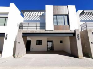 Casa en venta en Los Viñedos, Torreón, Coahuila de Zaragoza Casa en venta en Los Viñedos, Torreón, Coahuila de Zaragoza