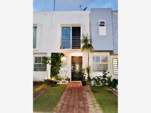 Casa en venta en Altagracia, Zapopan, Jalisco Casa en venta en Altagracia, Zapopan, Jalisco