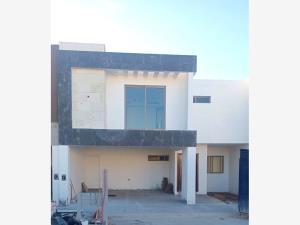 Casa en venta en Quintas la Cima, Torreón, Coahuila de Zaragoza Casa en venta en Quintas la Cima, Torreón, Coahuila de Zaragoza