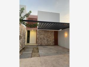 Casa en renta en Temozon Norte, Mérida, Yucatán Casa en renta en Temozon Norte, Mérida, Yucatán