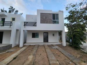 Casa en venta en Loma Bonita, Altamira, Tamaulipas Casa en venta en Loma Bonita, Altamira, Tamaulipas