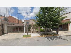 Casa en venta en Colinas de San Jeronimo, Monterrey, Nuevo León Casa en venta en Colinas de San Jeronimo, Monterrey, Nuevo León