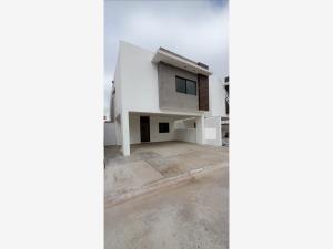 Casa en venta en Los Viñedos, Torreón, Coahuila de Zaragoza Casa en venta en Los Viñedos, Torreón, Coahuila de Zaragoza