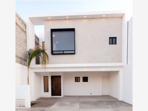 Casa en venta en Los Viñedos, Torreón, Coahuila de Zaragoza Casa en venta en Los Viñedos, Torreón, Coahuila de Zaragoza