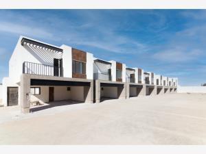 Casa en venta en Los Viñedos, Torreón, Coahuila de Zaragoza Casa en venta en Los Viñedos, Torreón, Coahuila de Zaragoza