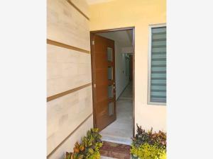 Casa en venta en Residencial Lomas de Jiutepec, Jiutepec, Morelos Casa en venta en Residencial Lomas de Jiutepec, Jiutepec, Morelos