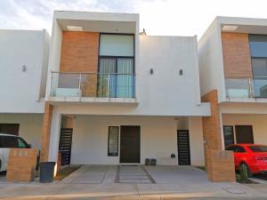 Casa en venta en Villas del Renacimiento, Torreón, Coahuila de Zaragoza Casa en venta en Villas del Renacimiento, Torreón, Coahuila de Zaragoza