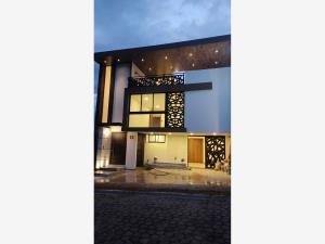 Casa en venta en Lomas de Angelópolis, San Andrés Cholula, Puebla Casa en venta en Lomas de Angelópolis, San Andrés Cholula, Puebla